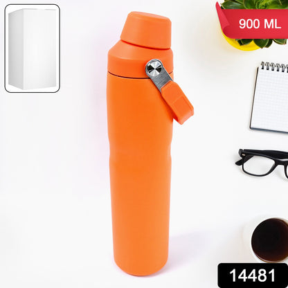 Wukusy insulated stainless steel water bottle with a sleek design, suitable for hot and cold beverages.