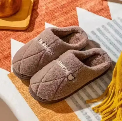 Unisex Winter Warm Flip Flop Slippers for Indoor and Outdoor Use