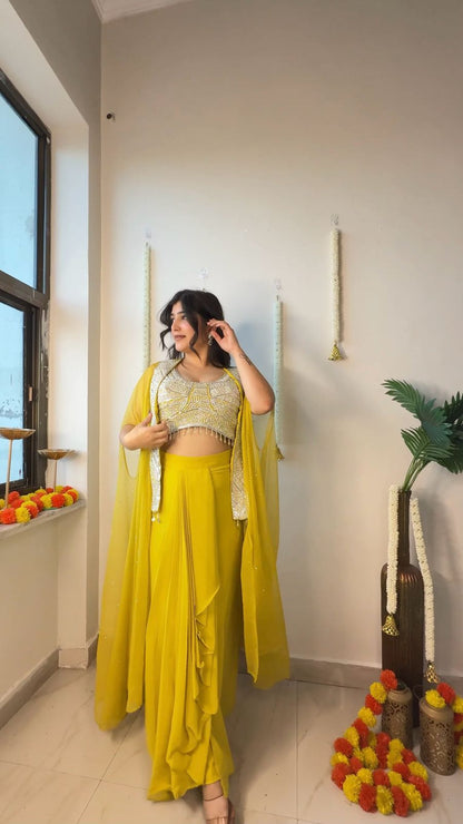 ✨ Glam Up Your Look with Our Gorgeous 3-Piece Set! ✨ Only ₹1999 + Shipping 🇮🇳