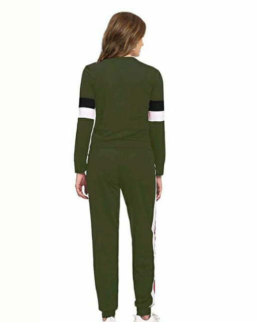 Men's collection track suit from Drpshippr featuring a sleek, comfortable design in neutral colors.