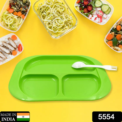 Wukusy 5554 plastic biodegradable food plate with three compartments and spoon, square design, BPA-free, suitable for kids and outdoor use