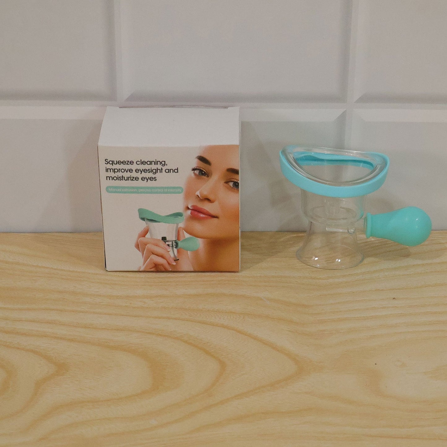 Manual Air Pressure Eye Cleaning Cup With Soft Seal (1 Pc)