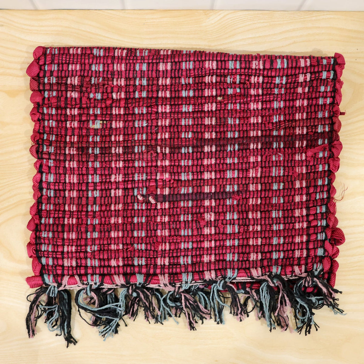 Decorative Woven Floor Mat With Check Pattern And Tassel Fringe For Doors (1 Pc)
