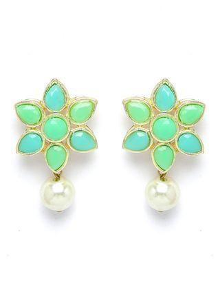 Karatcart Gold Plated Pearl Beaded Light Blue and Light Green Kundan Stone Choker Necklace Set