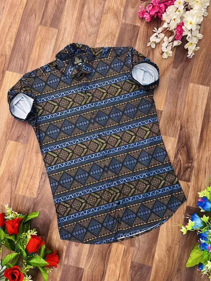 Men Regular Fit Printed Spread Collar Casual Shirt