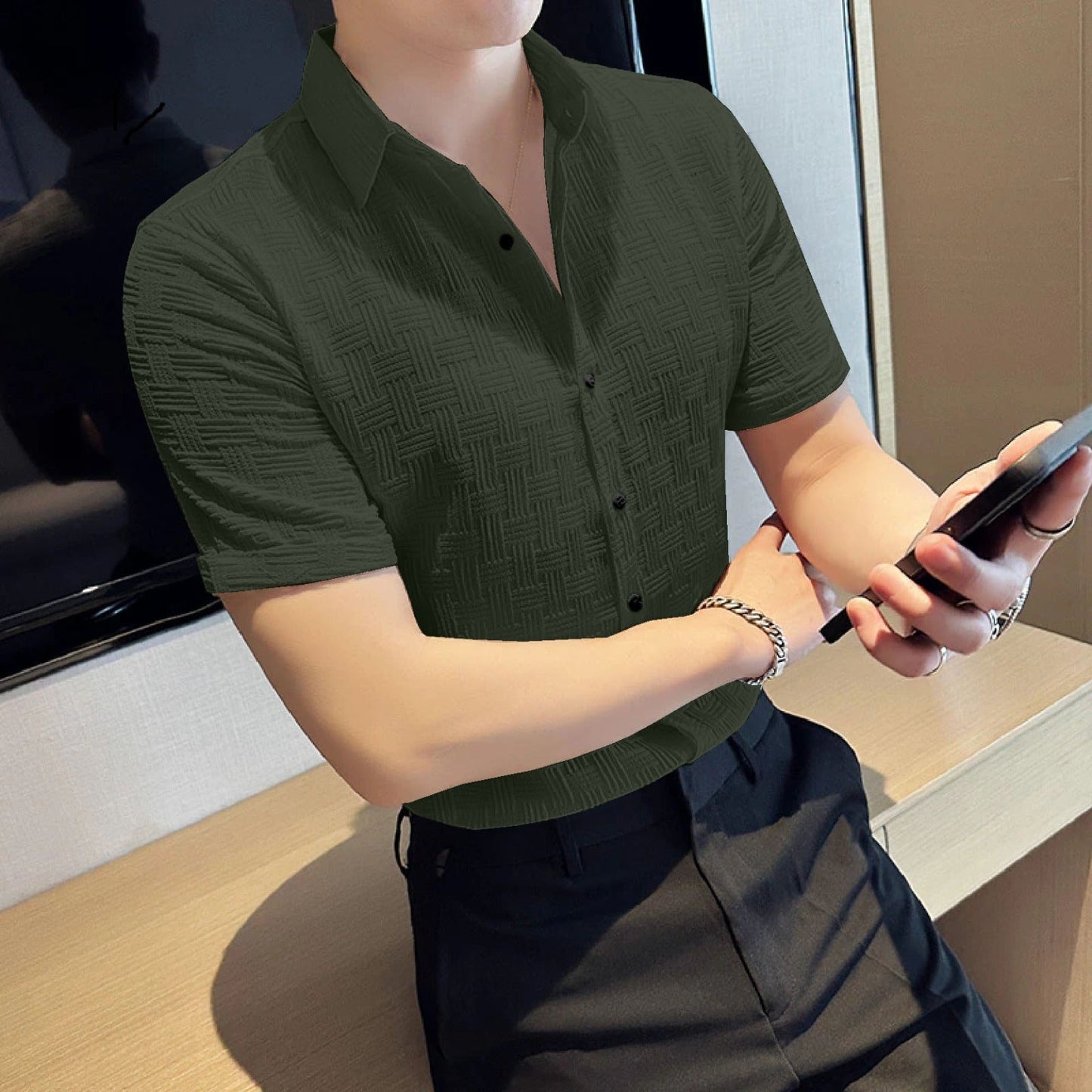 Men Regular Fit Shirt with Spread Collar