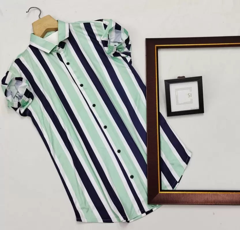 Men's casual striped shirt with a cut-away collar from Drpshippr's men's collection, regular fit and stylish design.