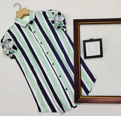 Men's casual striped shirt with a cut-away collar from Drpshippr's men's collection, regular fit and stylish design.