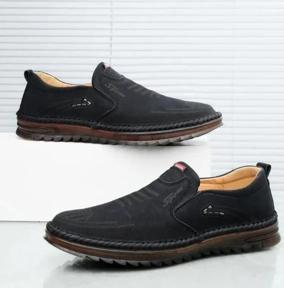Men's casual flat outdoor travel sneakers by Drpshippr with soft soles, ideal for comfortable sports and outdoor activities.