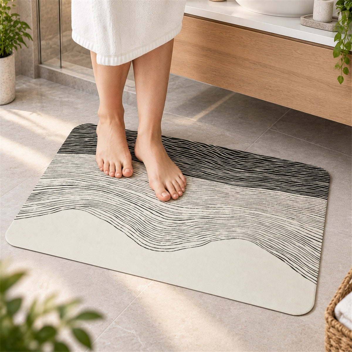 Wukusy absorbent bathroom mat with abstract wave line print, quick-drying 60x40 cm bath rug for bathroom flooring.