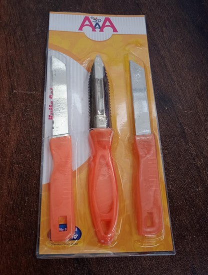 Wukusy 3-in-1 stainless steel kitchen knife set with plain, vegetable peeler, and utility knife for chopping, peeling, and slicing.