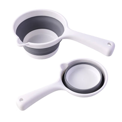 Wukusy collapsible water scoop with long handle and pouring spout, 16.5x27 cm, shown in a folded and extended position.
