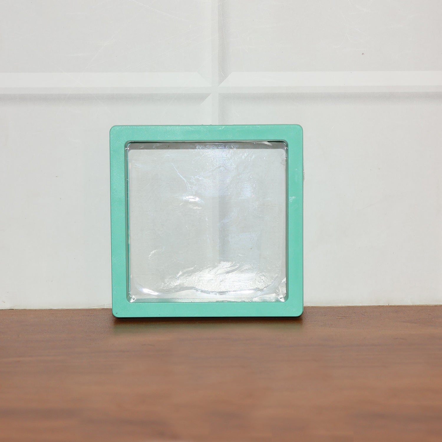 Wukusy transparent jewelry display box measuring 9x9 cm, ideal for showcasing rings, earrings, or small jewelry pieces.