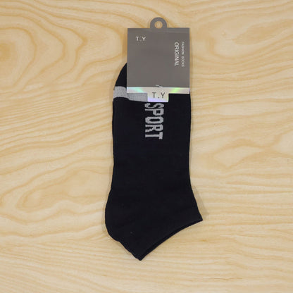 Pair of Wukusy sport print ankle socks, soft stretchable low cut gym and running socks, shown in a close-up view.