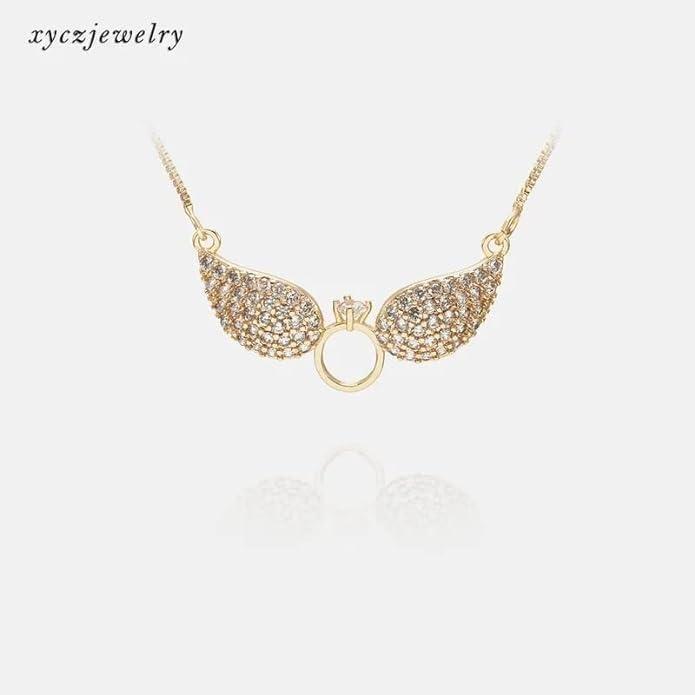 Salty Angel Wings Necklace - Gold