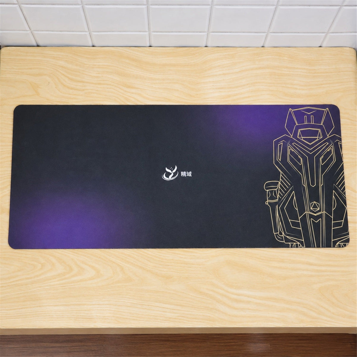 Purple and black gradient bath runner with gold line art pattern and anti-slip backing, 70x30 cm by Wukusy.