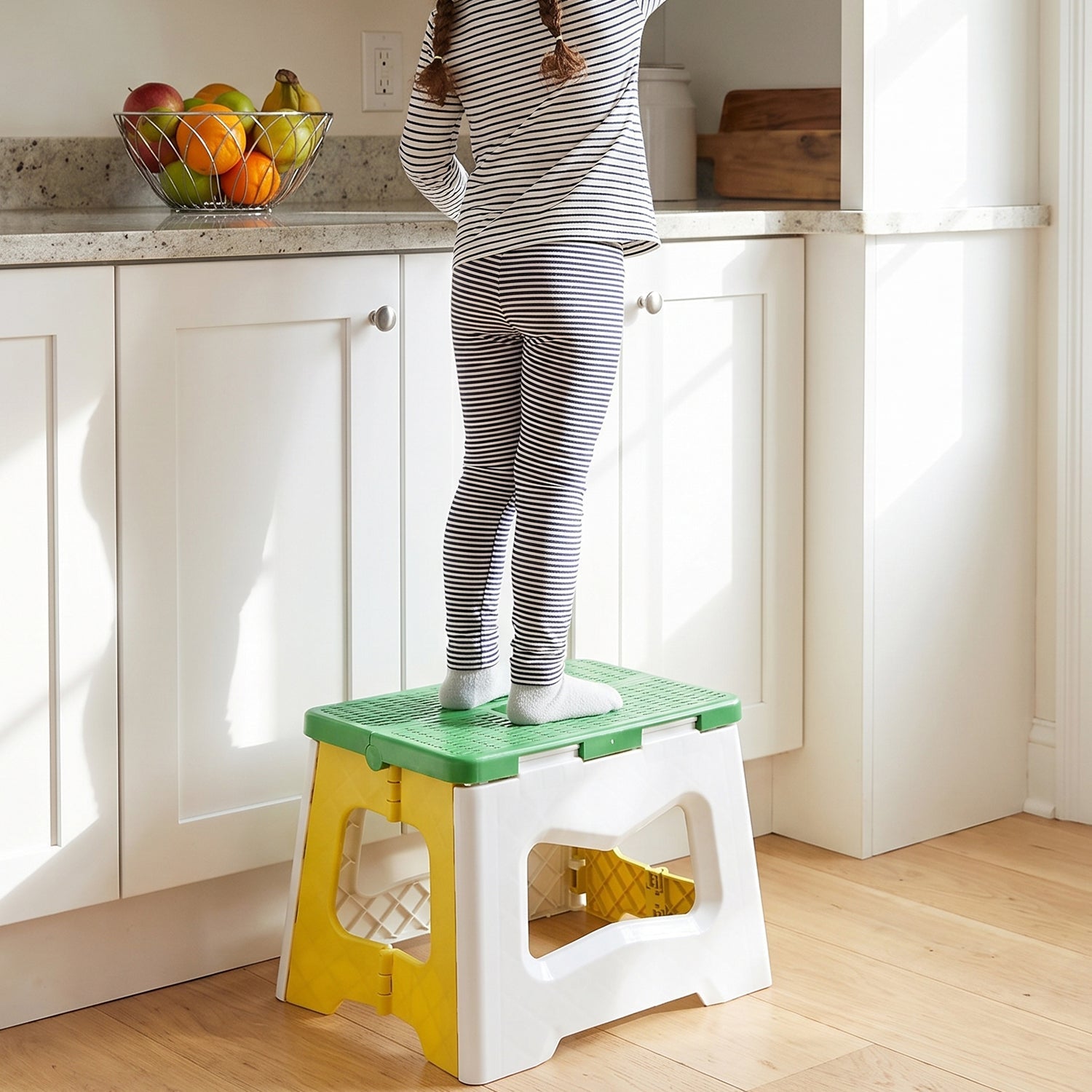 Heavy Duty Foldable Plastic Stool With Carry Handle For Home Kitchen And Travel