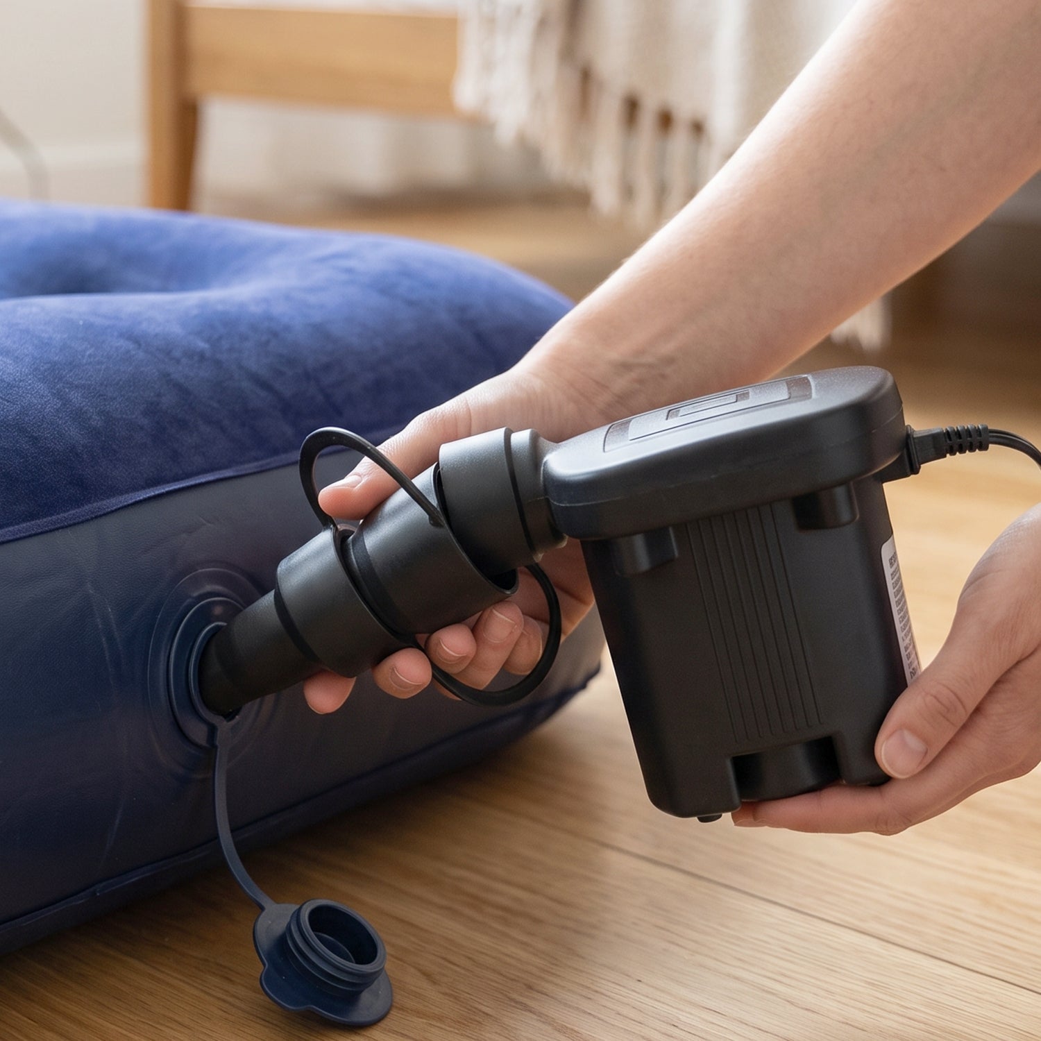 Electric Air Pump With 3 Nozzles For Inflatable Mattress And Pool Toys (1 Pc)
