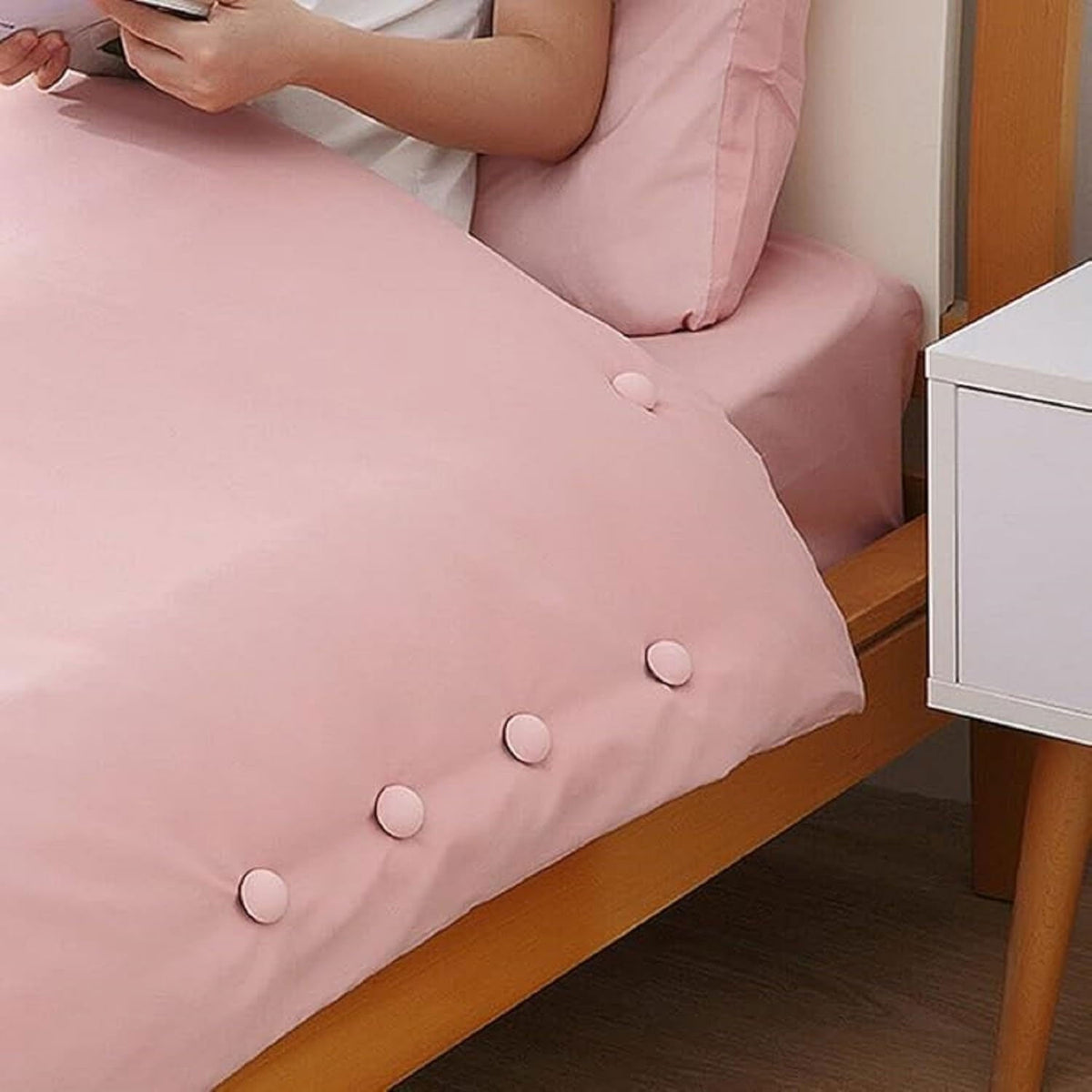 Soft Duvet Fastener Buttons Fabric Covered Bedding Locking Clips Set (30 Pc Set)
