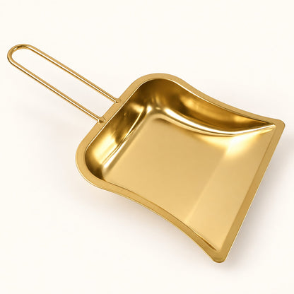 Wukusy metal dustpan with loop handle for floor cleaning, measuring 28x16 cm, ideal for everyday debris collection.