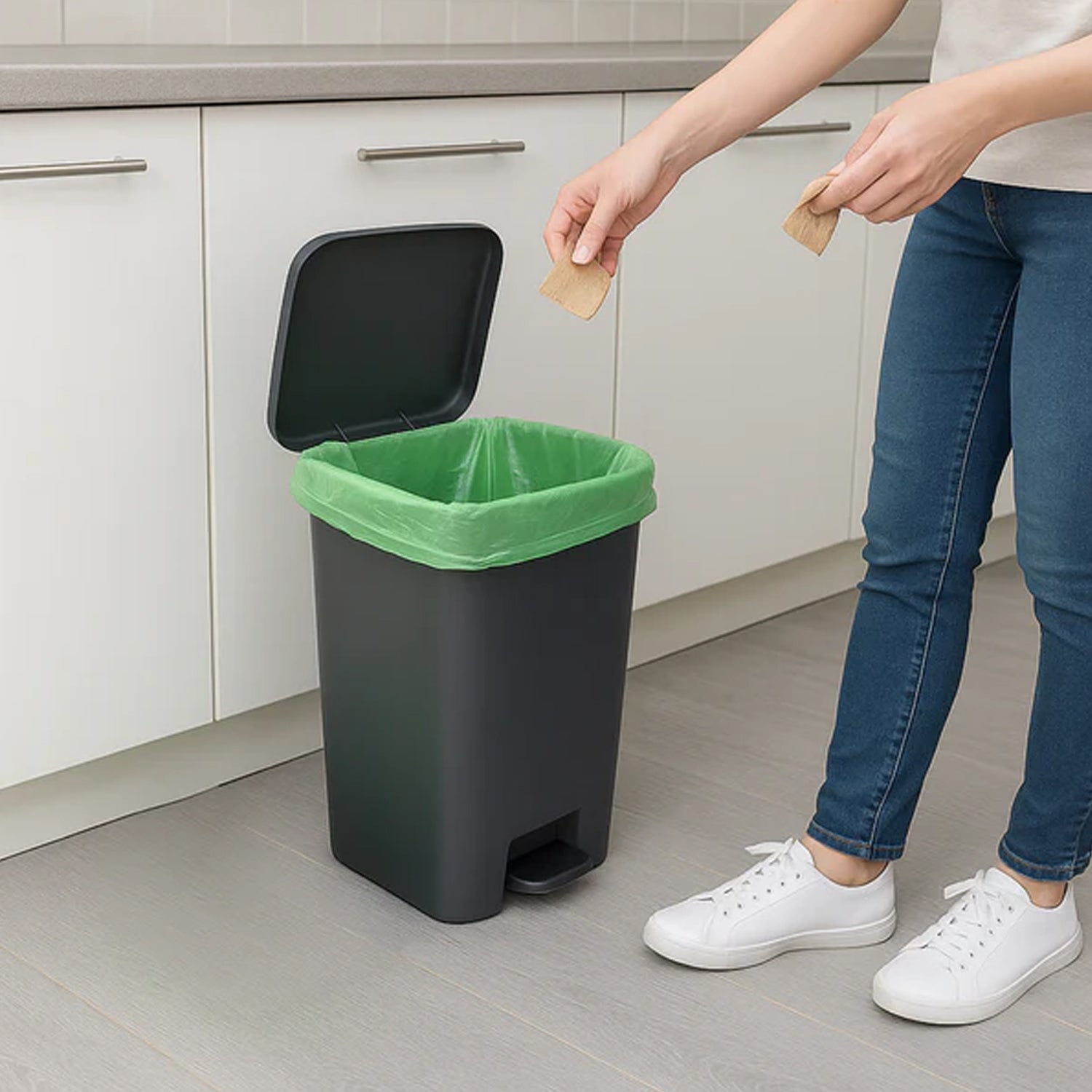 Heavy Duty Green Garbage Bags Roll (50 Bag 50x60 Cm)