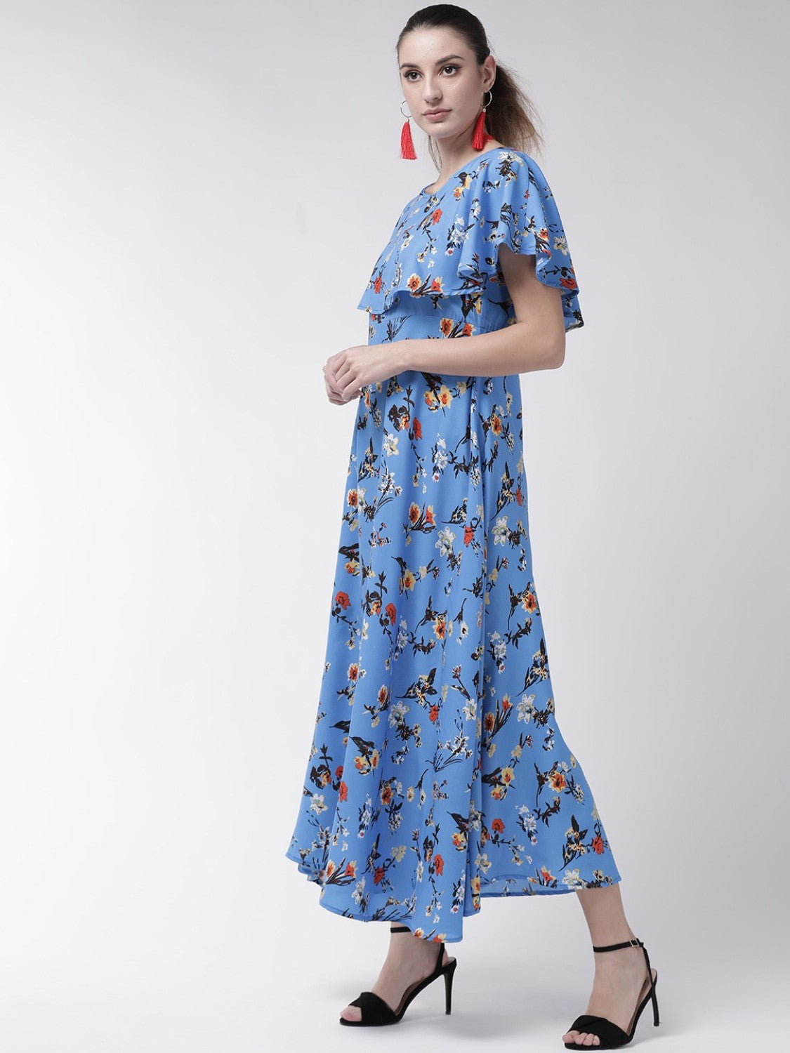 Women’s blue cape sleeve maxi dress from Drpshippr’s Women’s Collection, featuring flowing fabric and elegant cape-style sleeves.