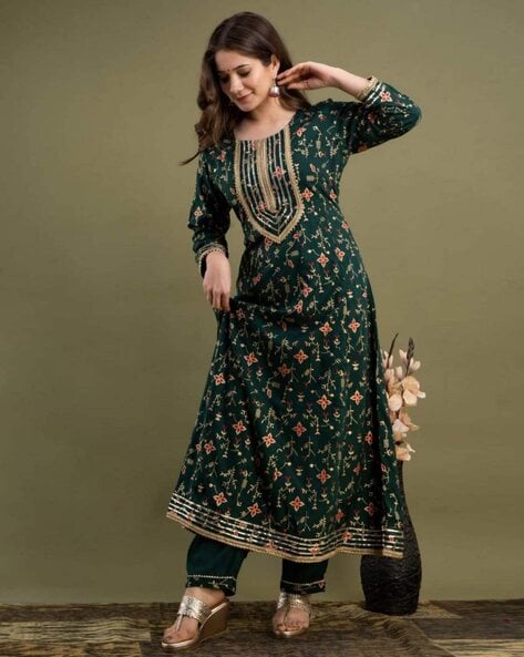 Women floral print Anarkali kurta set from Drpshippr, featuring intricate floral patterns and elegant traditional design.