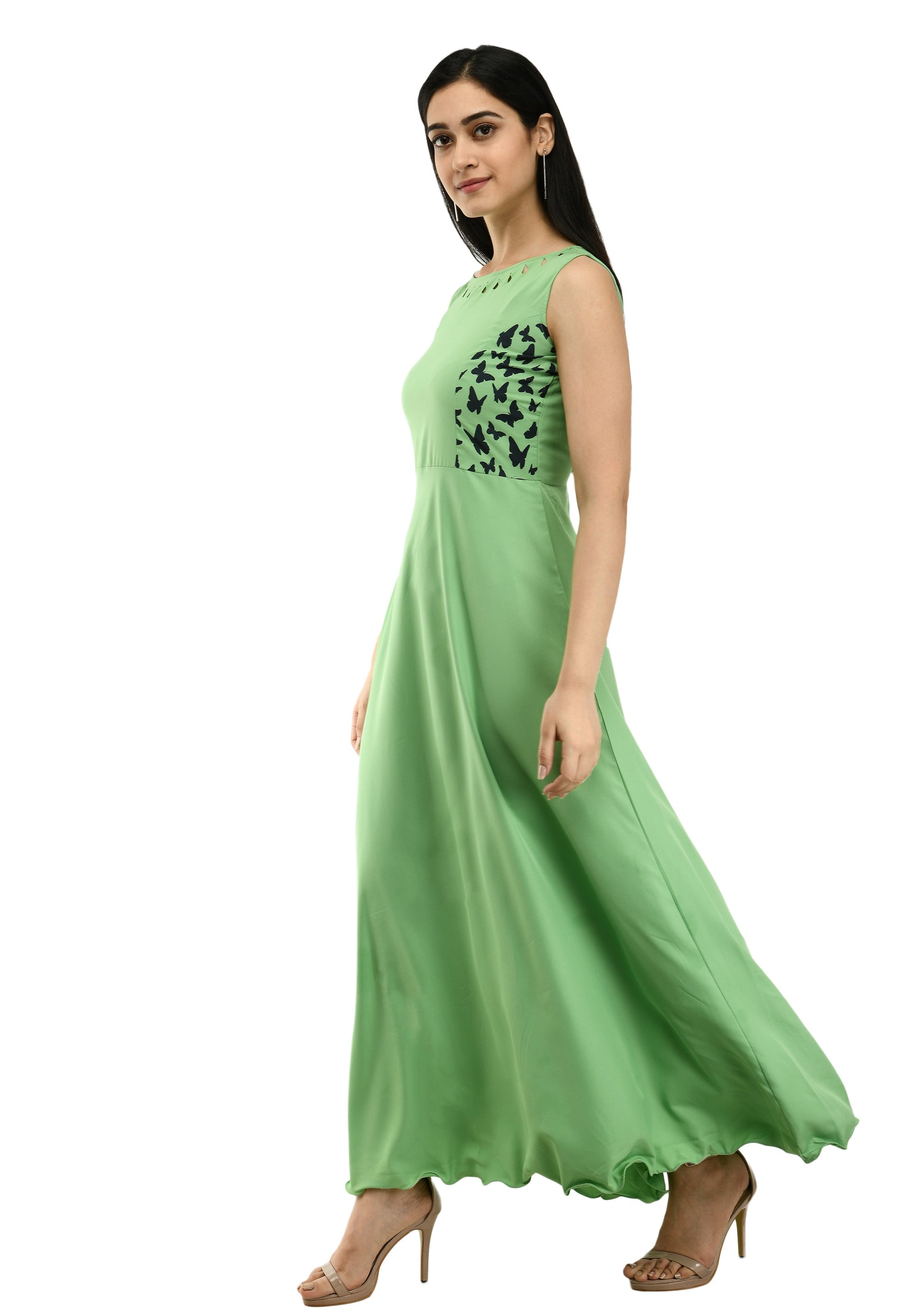 Women’s solid green maxi dress from Drpshippr's Women’s Collection, flowing fabric and sleeveless design for elegant summer wear.