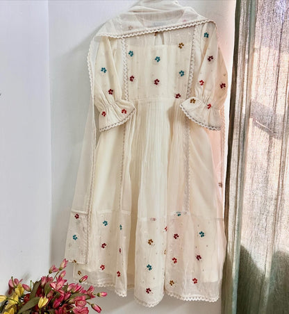 Elegant Wonderful Love designer Salwar Suit Set with intricate embroidery, featuring a matching dupatta and traditional styling.