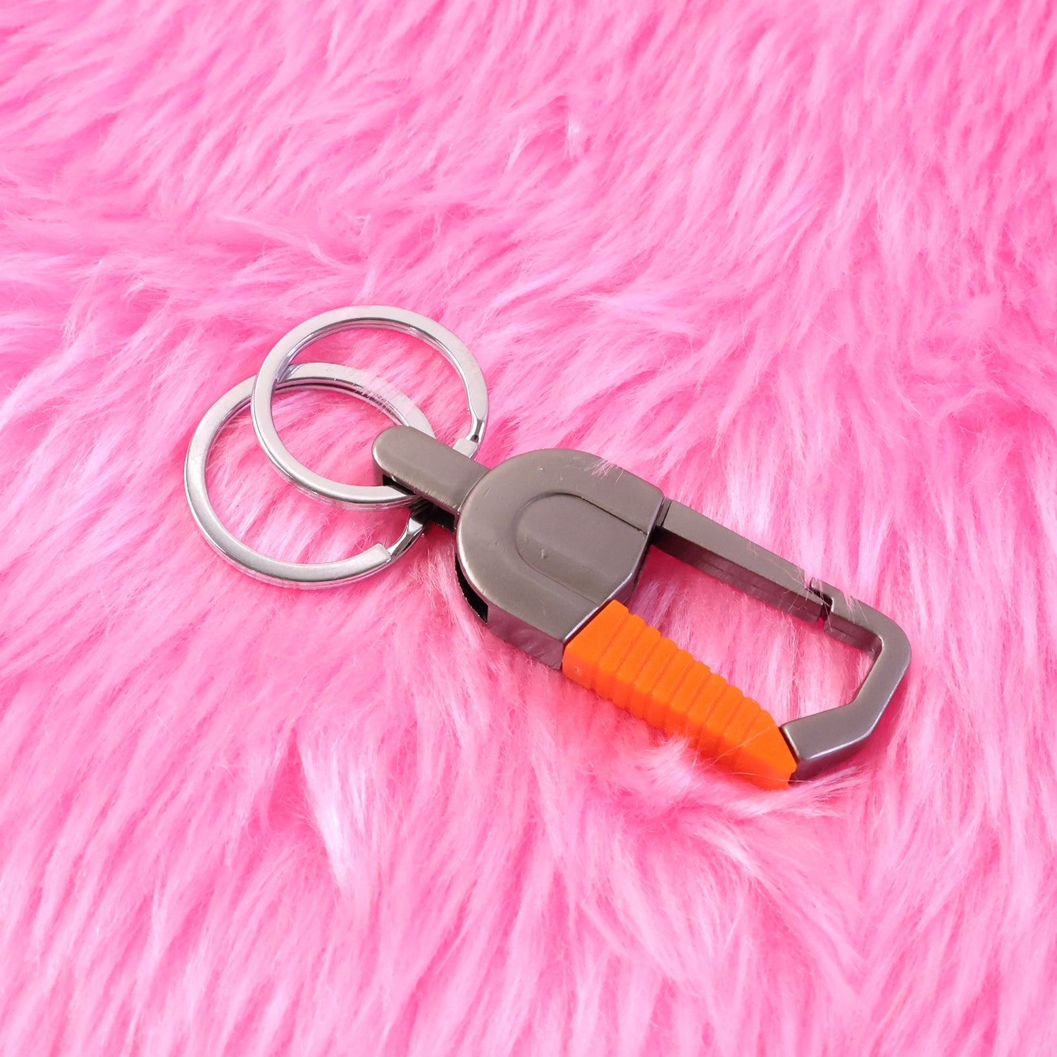 Heavy Duty Metal Key Holder Carabiner Clip Keychain (1 Pc)