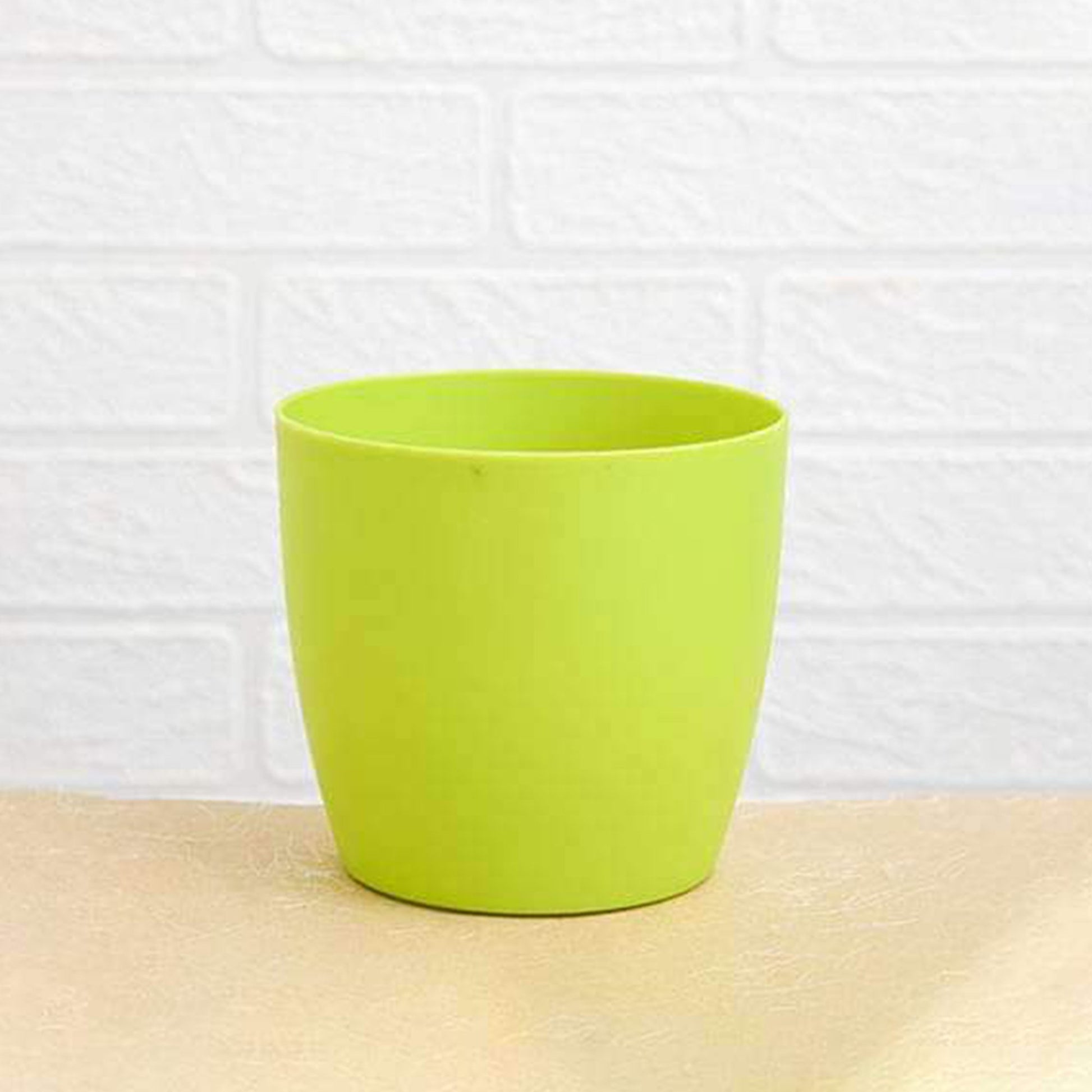 Round Wukusy garden flower pots for indoor and outdoor gardening, featuring a stylish design for plants and flowers.