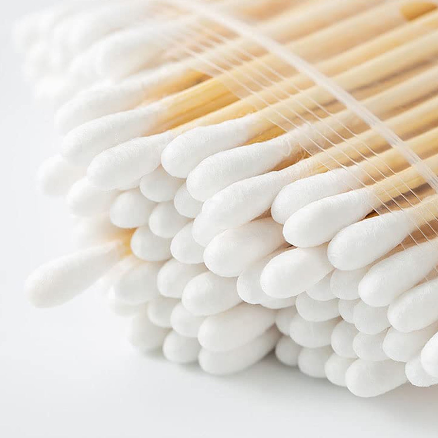 Wukusy bamboo cotton swabs with wooden handles, double-headed for makeup, ear cleaning, and wound care, eco-friendly biodegradable pack of 20.