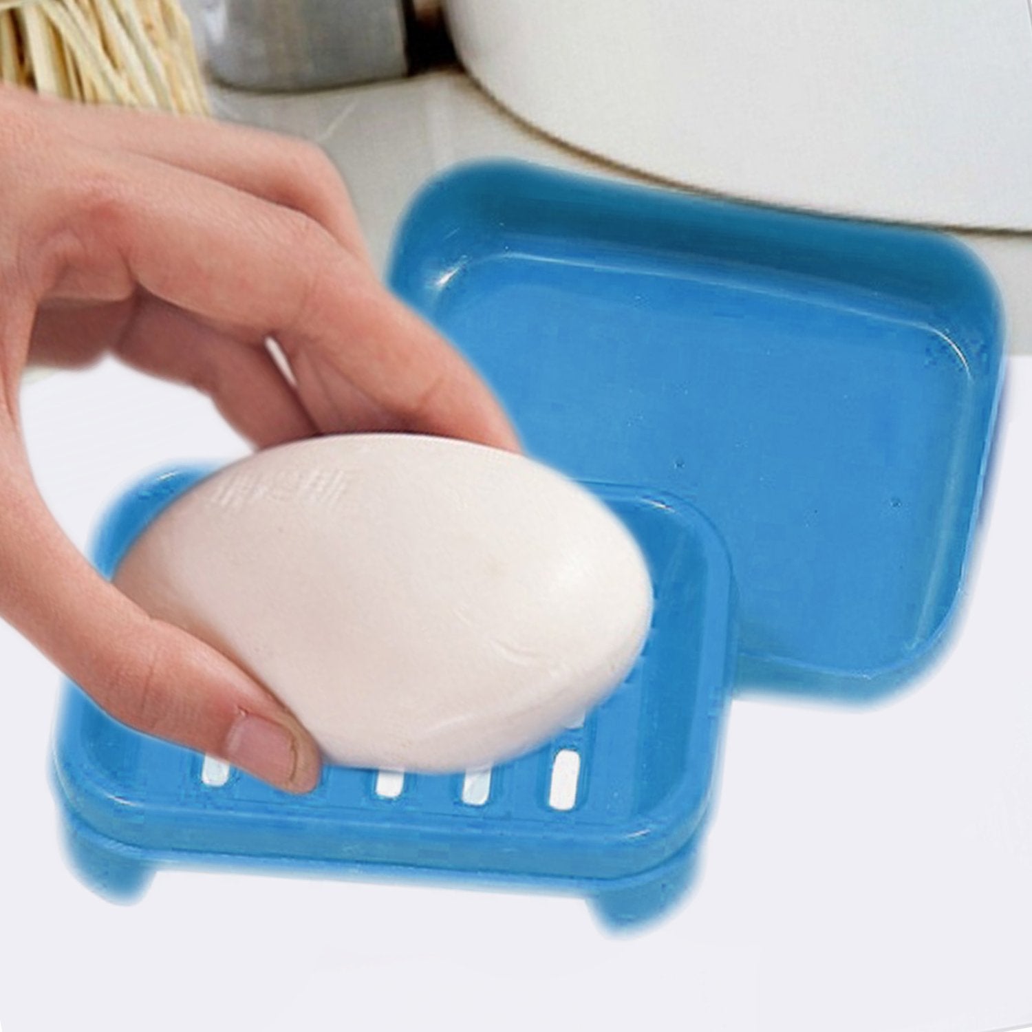 Wukusy 1128 covered soap keeping plastic case for bathroom use, with lid and ventilation for soap storage.