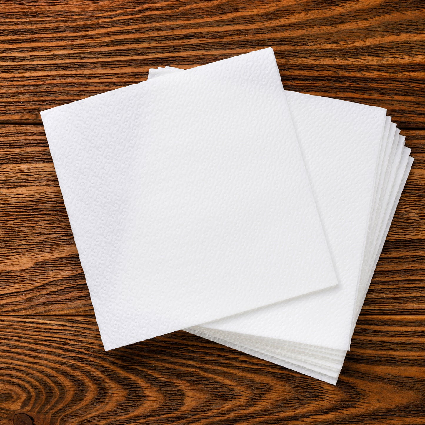 Wukusy tissue paper for wiping and cleaning, shown folded, ideal for home improvement cleaning tasks and surface maintenance.