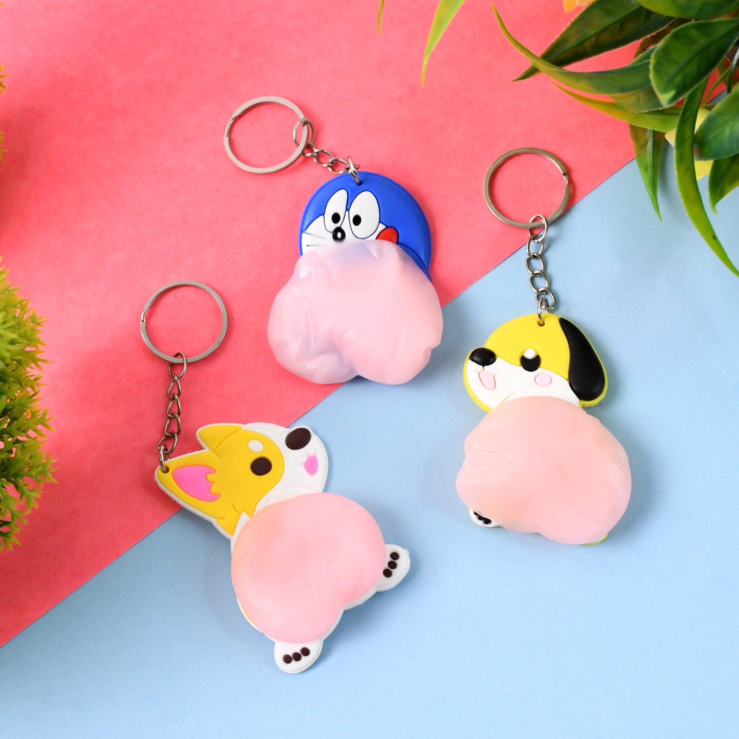 Colorful cartoon animal keychain by Wukusy featuring mixed animal designs, ideal for home improvement accessories.