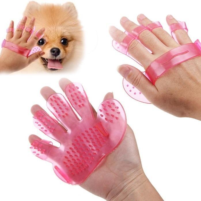 Wukusy rubber pet grooming glove with massage bristles for gentle cleaning and deshedding of cats and dogs.