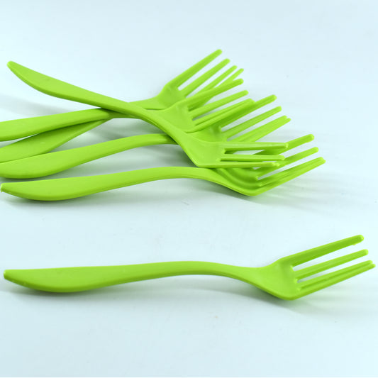 Wukusy small plastic 6-piece serving fork set for kitchen use, featuring lightweight, durable plastic forks for serving food.