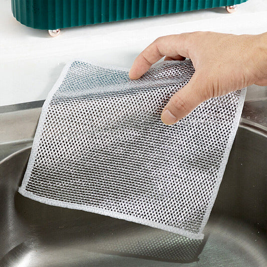 Wukusy double-sided microfiber kitchen cloth with stainless steel scrubber, non-scratch wire dishcloth, 20x20 cm for versatile cleaning.