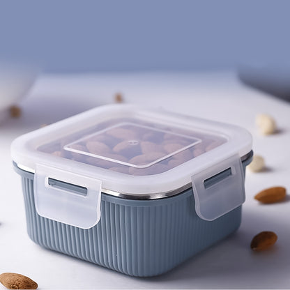 Wukusy Apex Victor square food storage container, 400 ml, made of clear plastic for kitchen organization and food preservation.