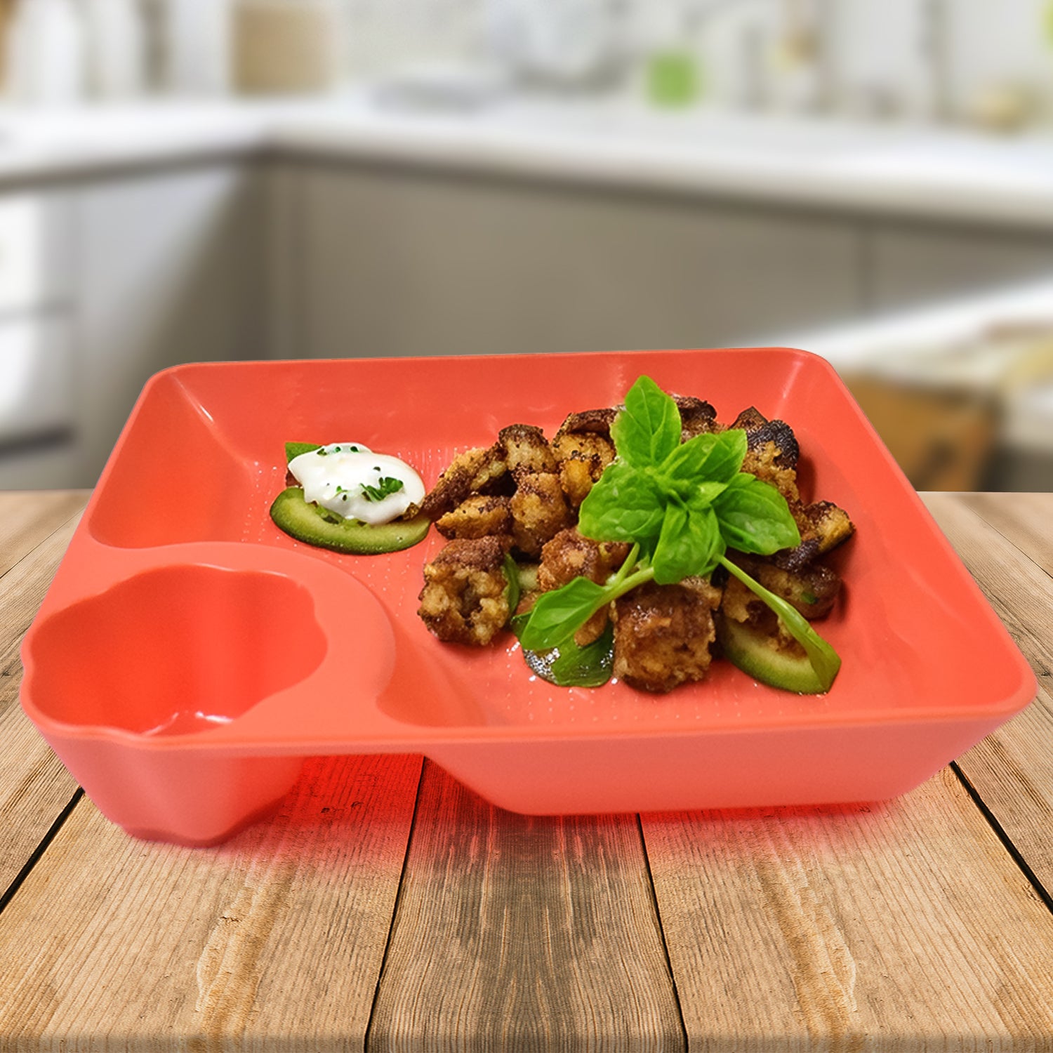 Wukusy plastic round plates with matching dipping saucer for serving snacks and dips, 18-16 cm diameter, set of one.