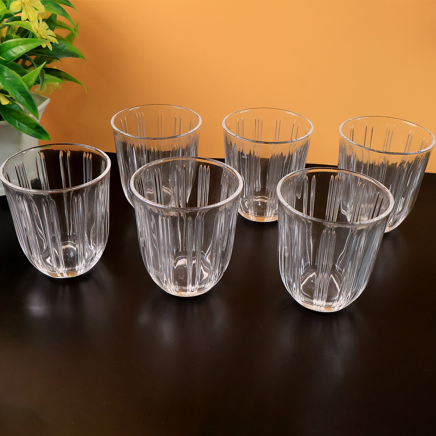 Six clear glass tumblers from Wukusy, 256ml capacity, set of 6, ideal for home and kitchen use, transparent and durable.