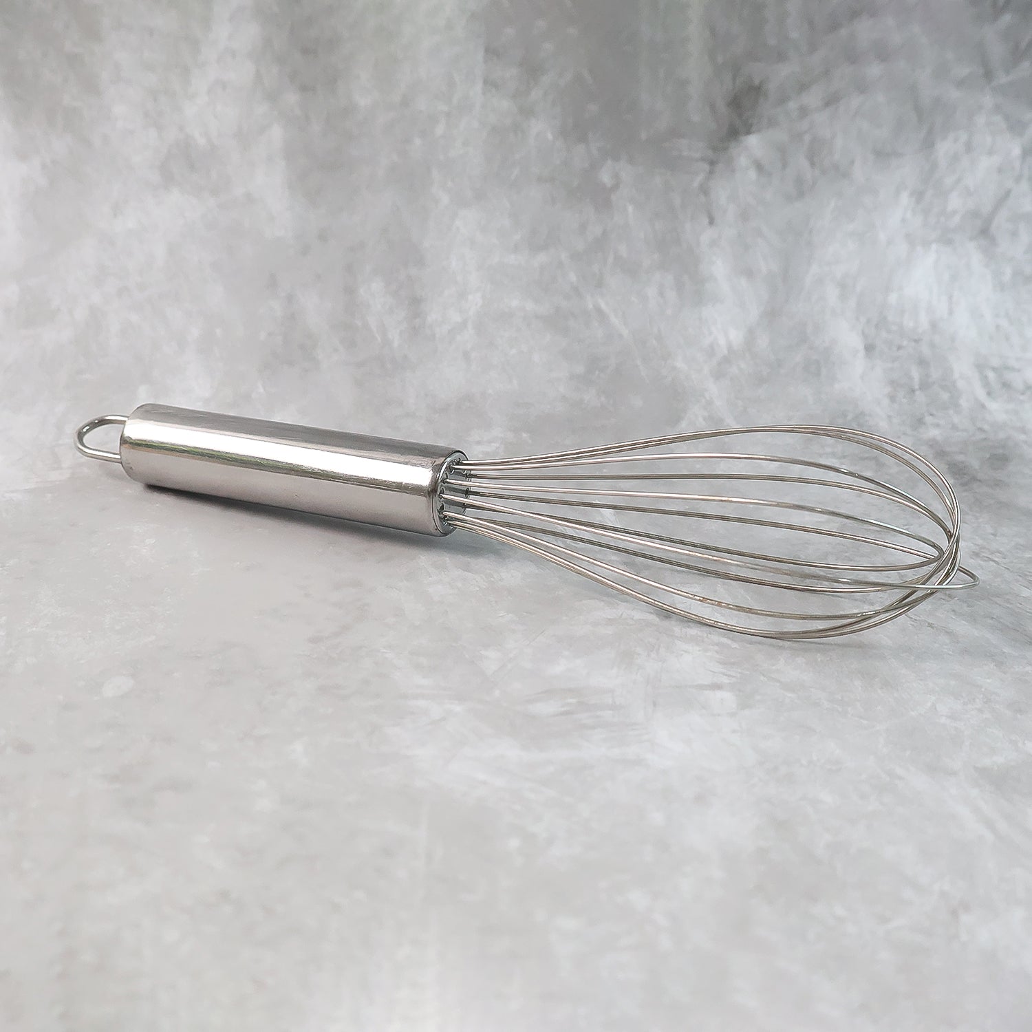 Small stainless steel balloon whisk by Wukusy, 20cm kitchen tool for whisking eggs and batter in home cooking.