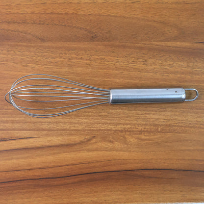 Small stainless steel balloon whisk by Wukusy, 20cm, ideal for mixing and whipping in kitchen cooking and baking tasks.