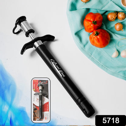 Wukusy stainless steel gas lighter for kitchen gas stove, long-lasting and unbreakable, suitable for home and restaurant use.